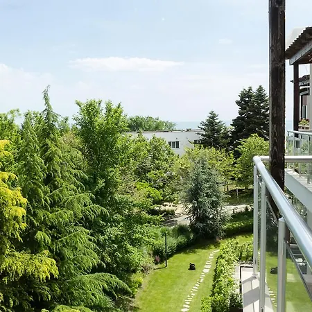 Apartamento Under The Stars - Lux Penthouse With Pool And Terrace By Flat Mаnager Saints Constantine and Helena