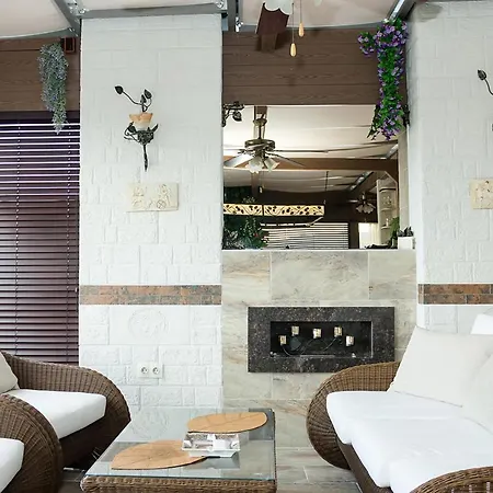 Under The Stars - Lux Penthouse With Pool And Terrace By Flat Mаnager Apartamento