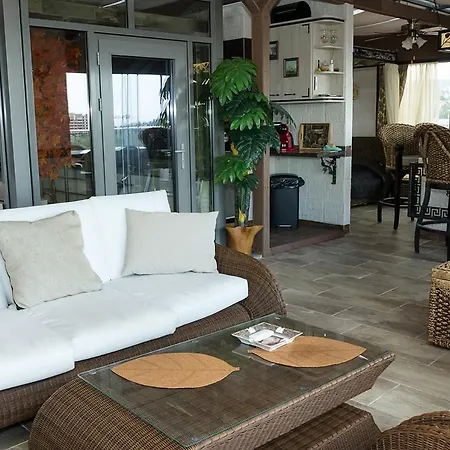 Apartamento Under The Stars - Lux Penthouse With Pool And Terrace By Flat Mаnager Saints Constantine and Helena